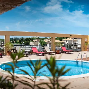https://avignon-grand-hotel.fr-provencehotel.com
